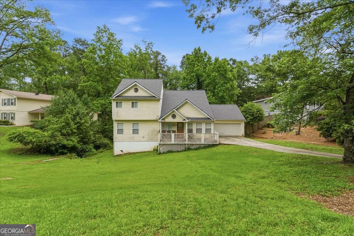 4125 Lakeshore Way Marietta - main photo