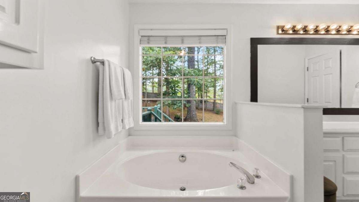 1086 Fieldstone Drive Canton - Photo 25