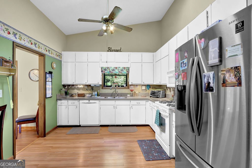 3491 Birchwood Trail Snellville - Photo 11