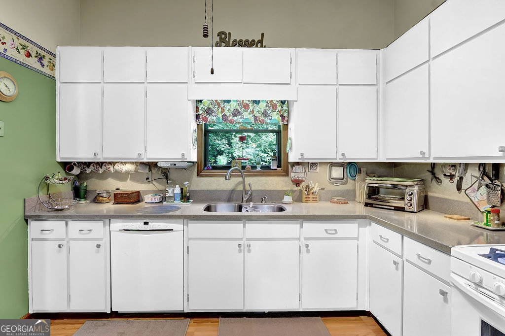 3491 Birchwood Trail Snellville - Photo 14