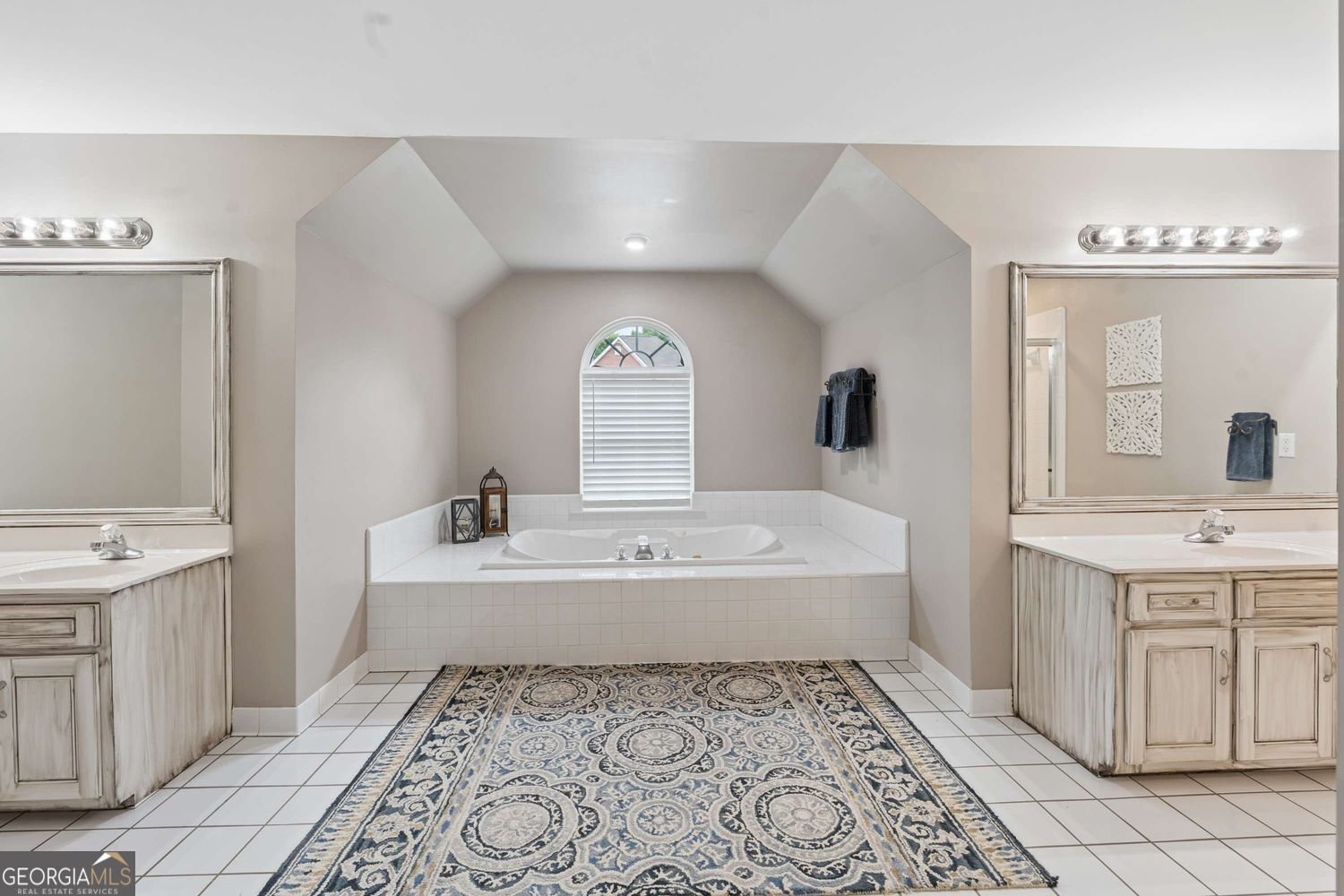 3659 Silver Fox Path Buford - Photo 7