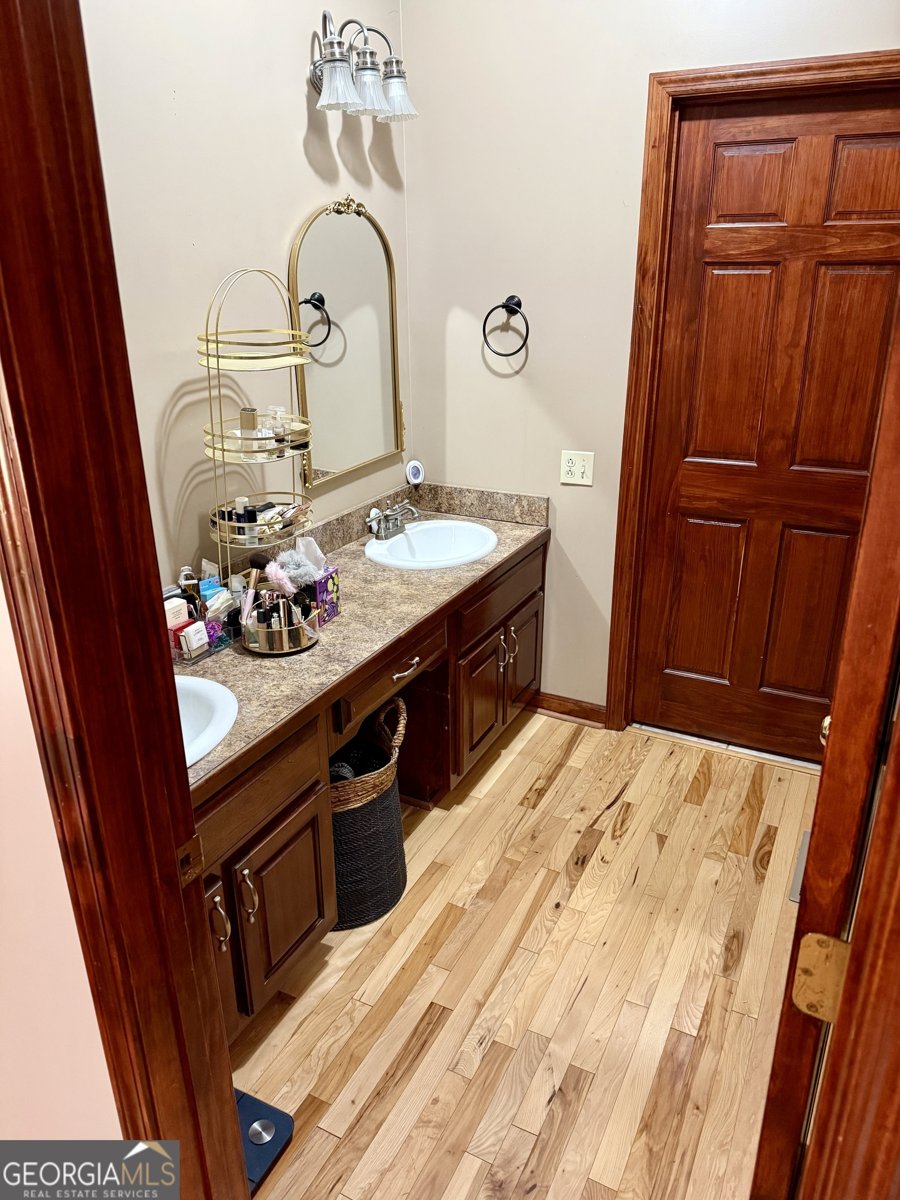 32 Gwen Place Thomaston - Photo 29