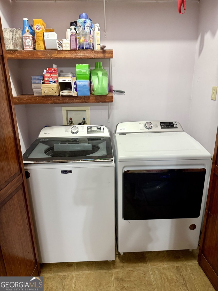 32 Gwen Place Thomaston - Photo 38