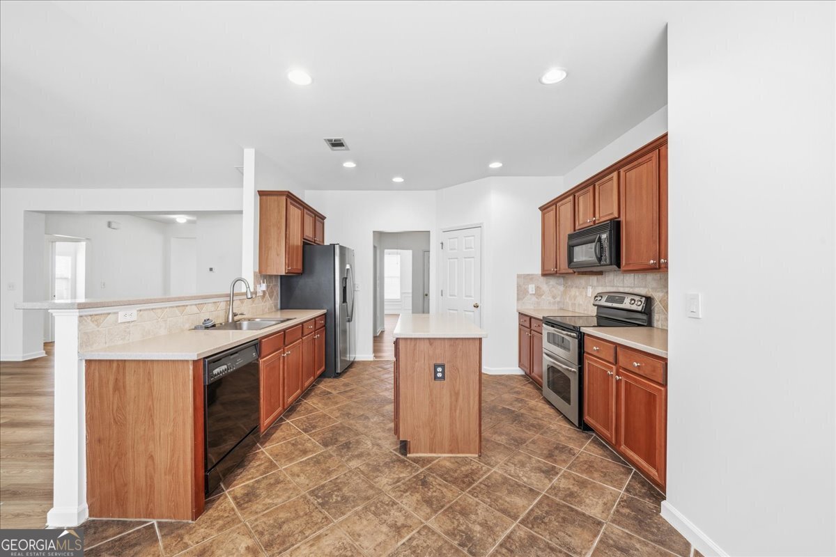 311 Meadowcrest Circle Canton - Photo 8