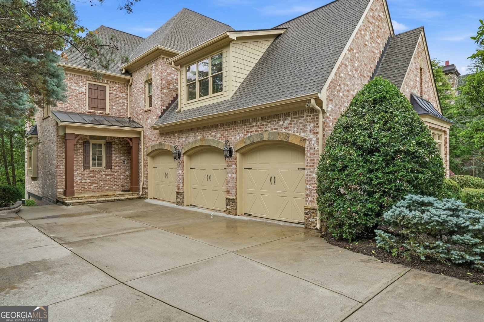 2210 Heathermoor Hill Drive Marietta - main photo