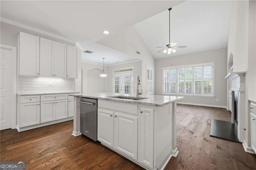4920 Hidden Meadow Drive Cumming - Photo 12