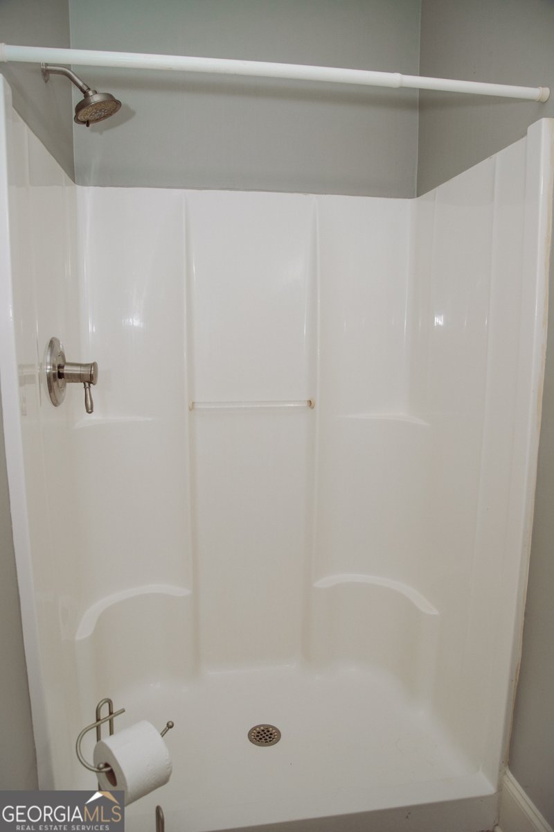 517 6th Street Griffin - Photo 43