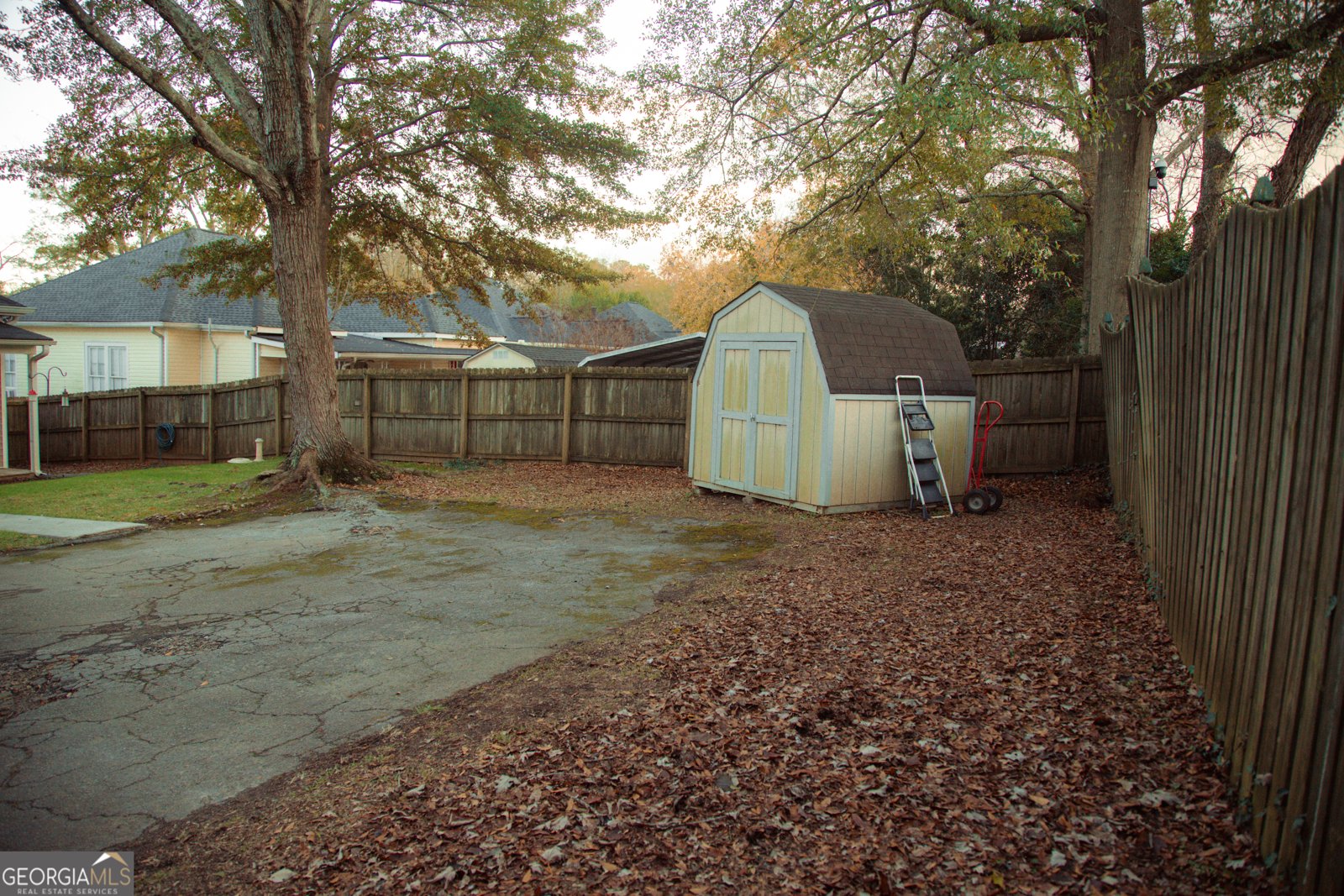 517 6th Street Griffin - Photo 49