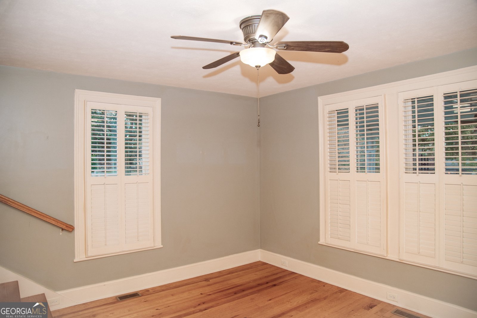 517 6th Street Griffin - Photo 8