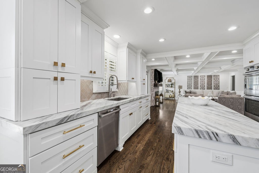 5339 Trowbridge Drive Dunwoody - Photo 14