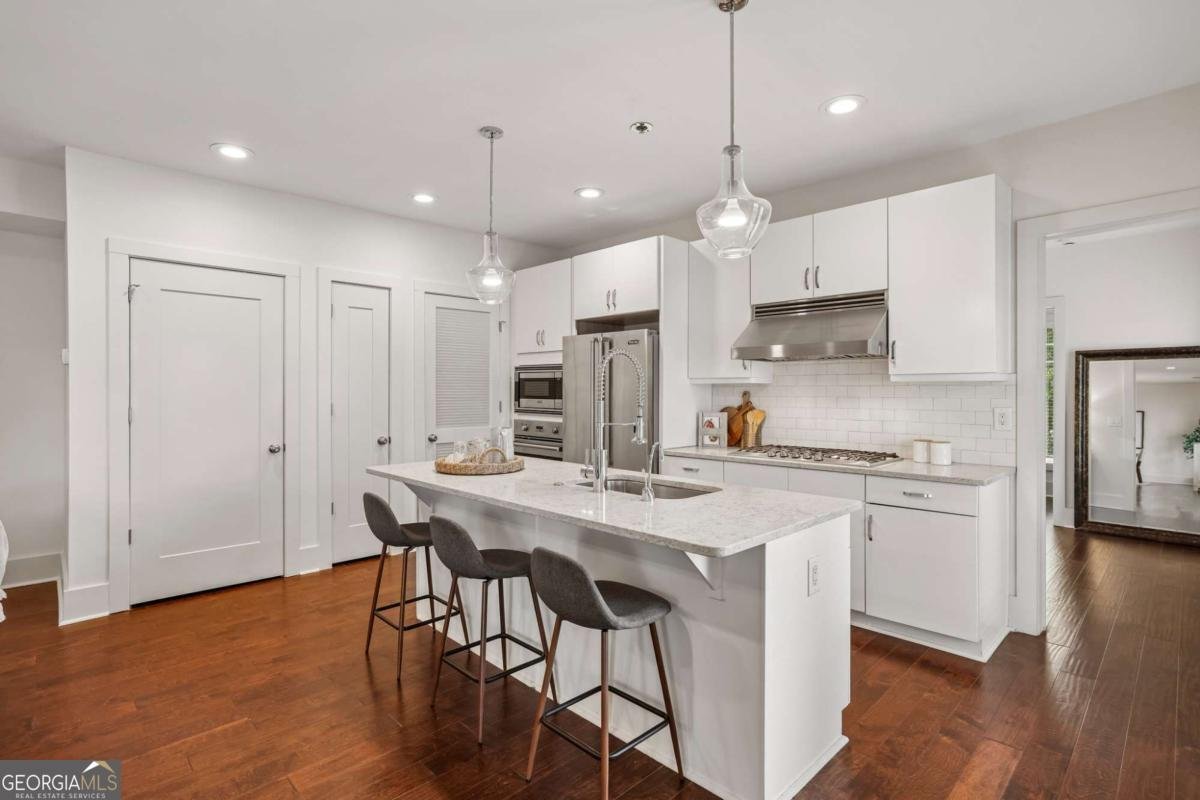 301 Canton Way Roswell - Photo 10