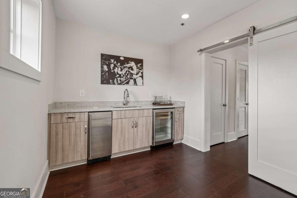 301 Canton Way Roswell - Photo 18