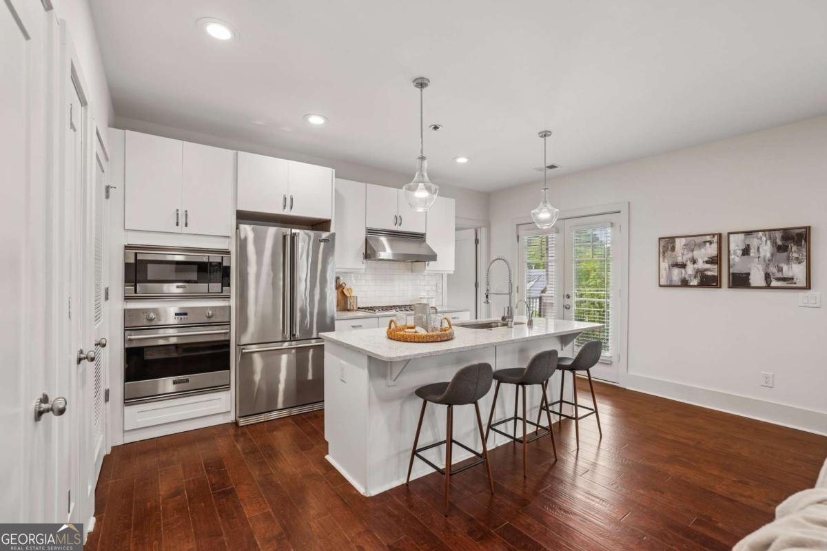 301 Canton Way Roswell - Photo 8