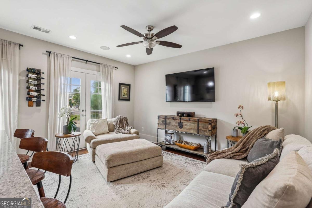 307 Canton Way Roswell - Photo 8
