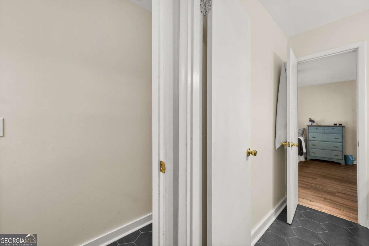 557 Picketts Bend Court Marietta - Photo 16