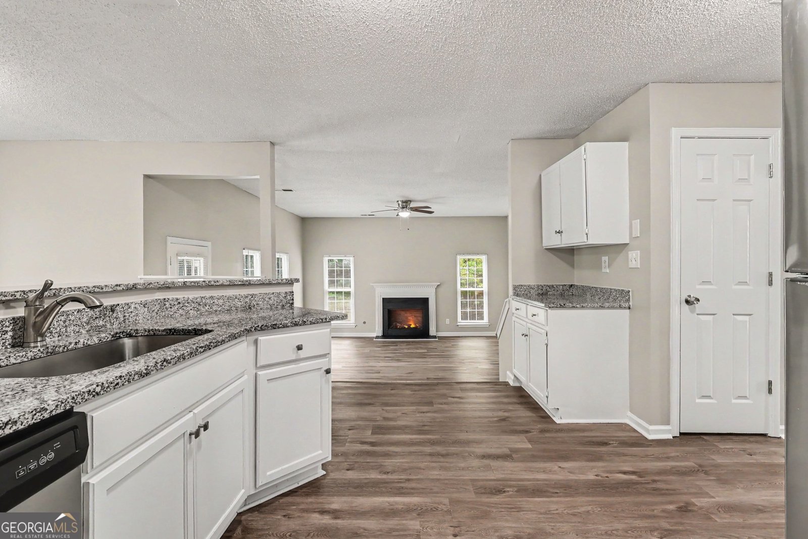 1298 Berryhill Drive Lithonia - Photo 10