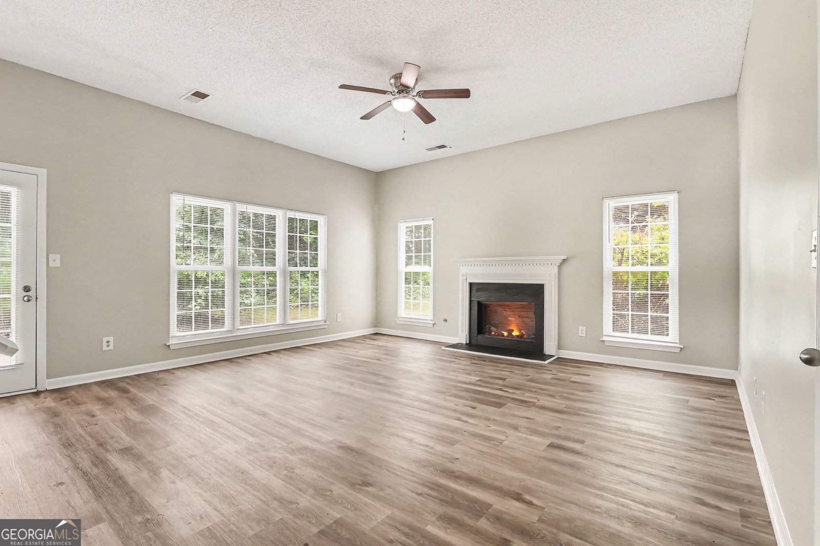 1298 Berryhill Drive Lithonia - Photo 11