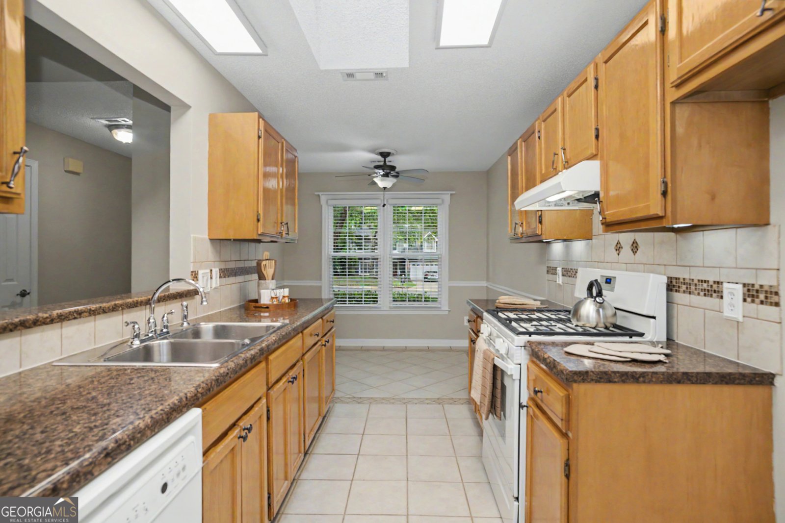 204 Kentwood Drive Peachtree City - Photo 10