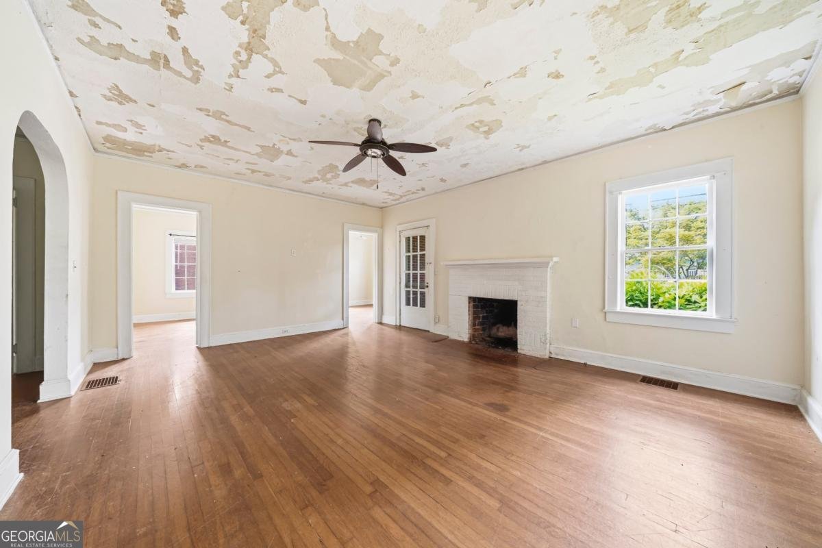 212 West Avenue Cartersville - Photo 6