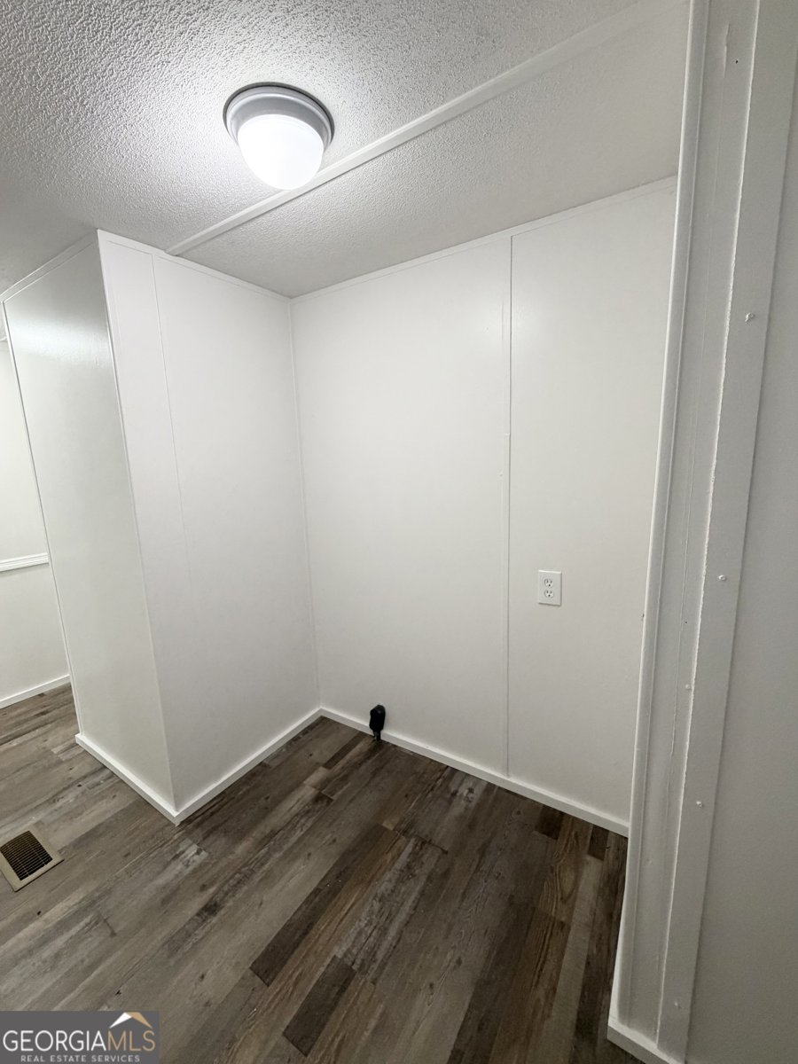 408 Register Street Dexter - Photo 11