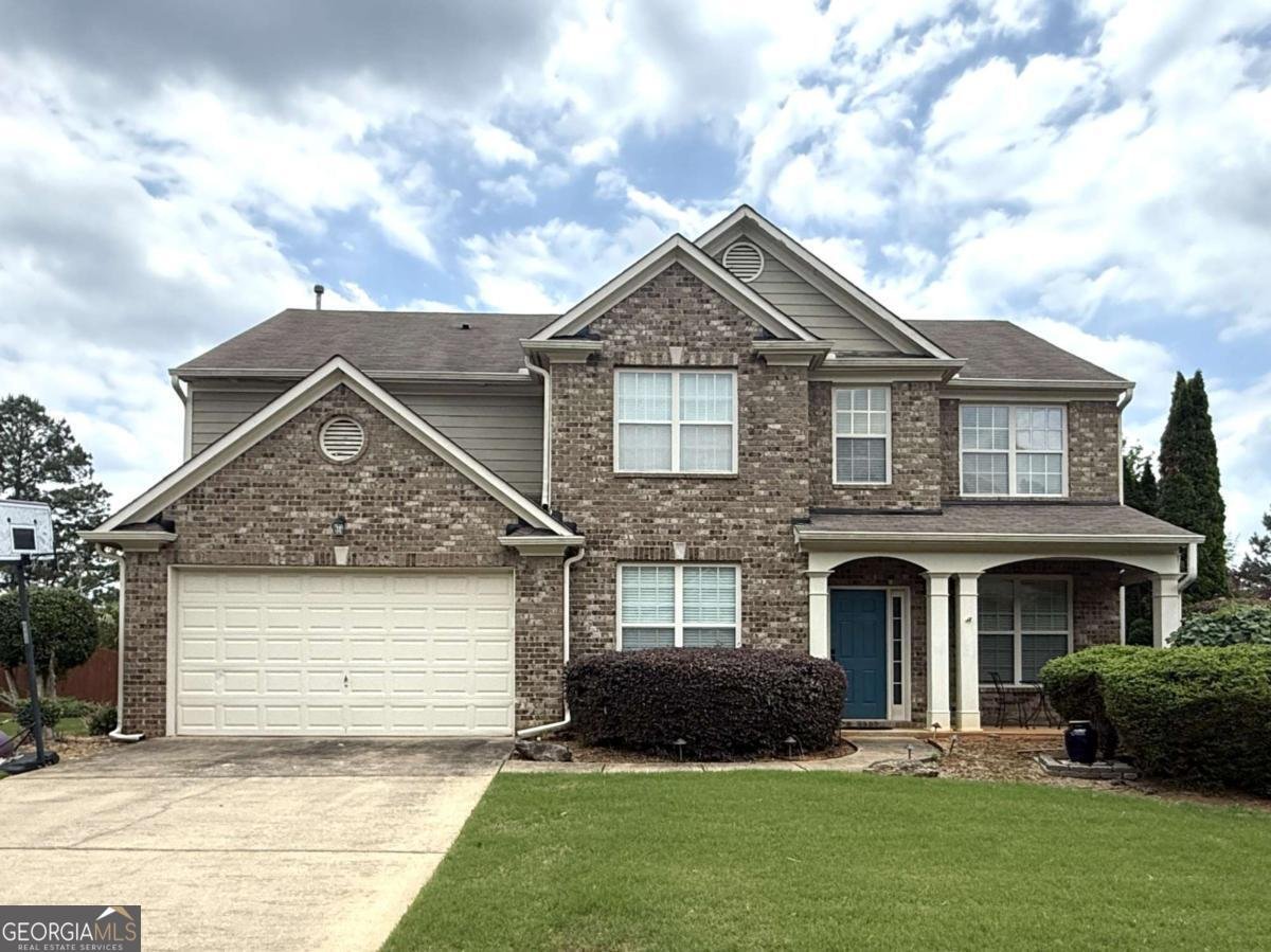 6640 Grand Magnolia Drive Buford - main photo