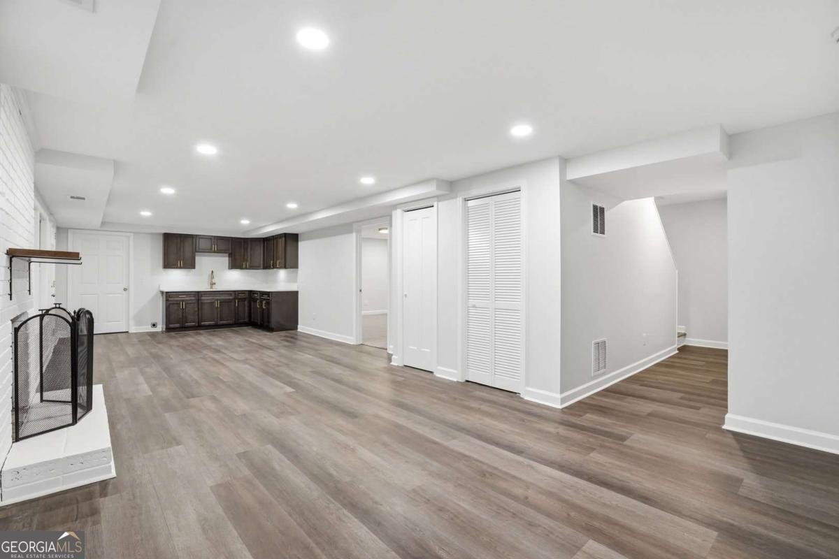 2595 Marsha Circle Cumming - Photo 11