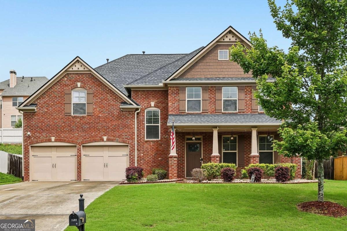 1685 Gallant Fox Lane Suwanee - main photo