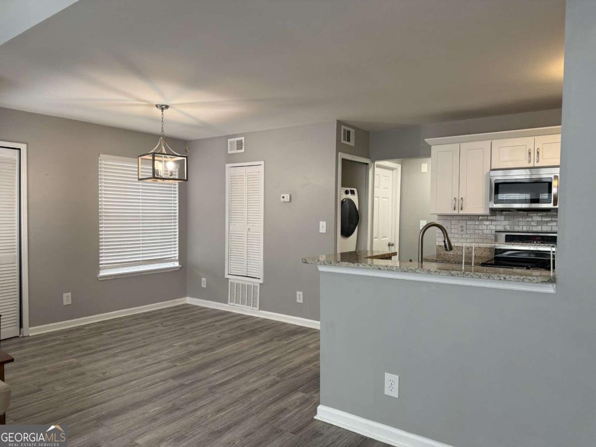 105 Hawkstone Way Alpharetta - Photo 9
