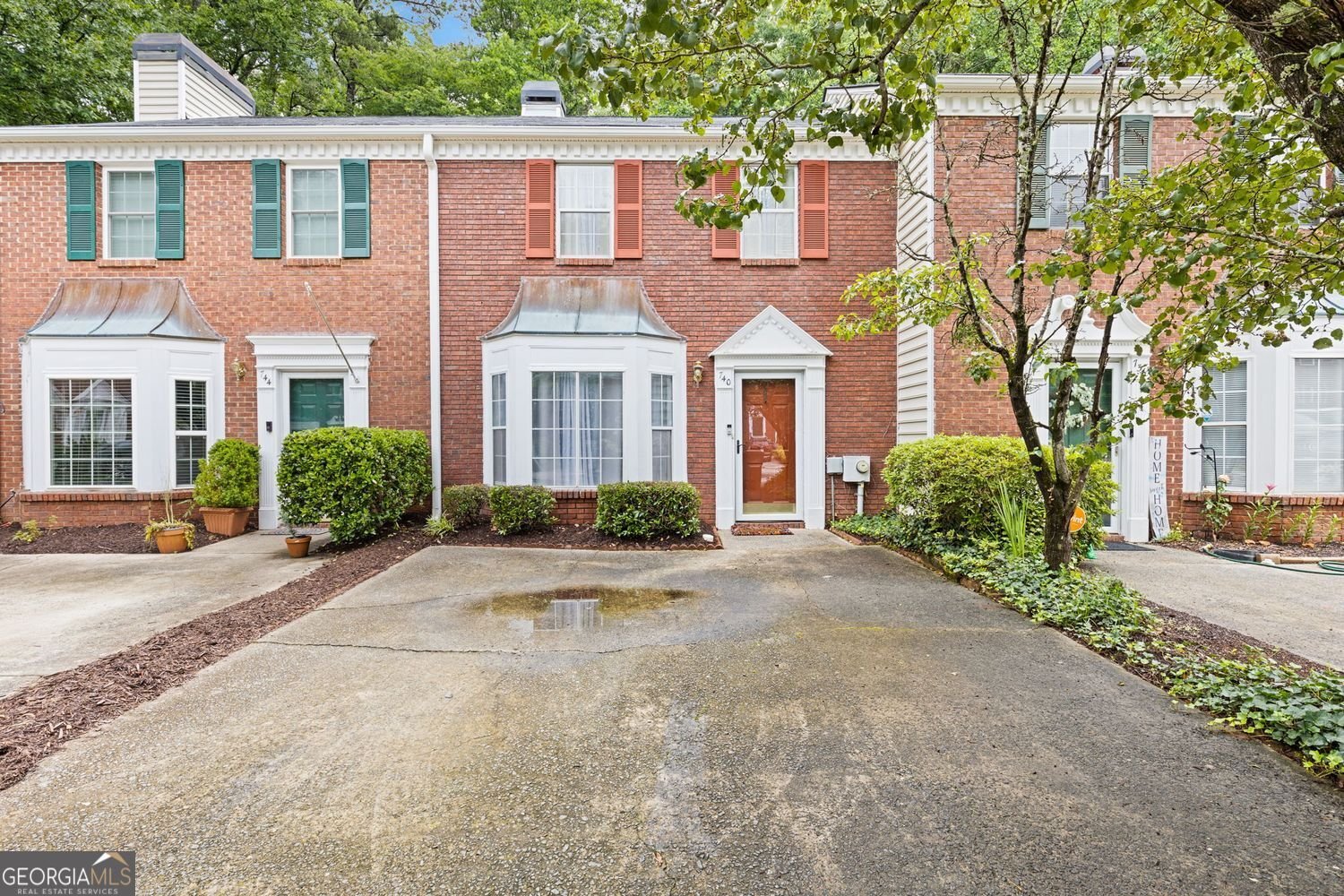 740 Anderson Walk Marietta - main photo