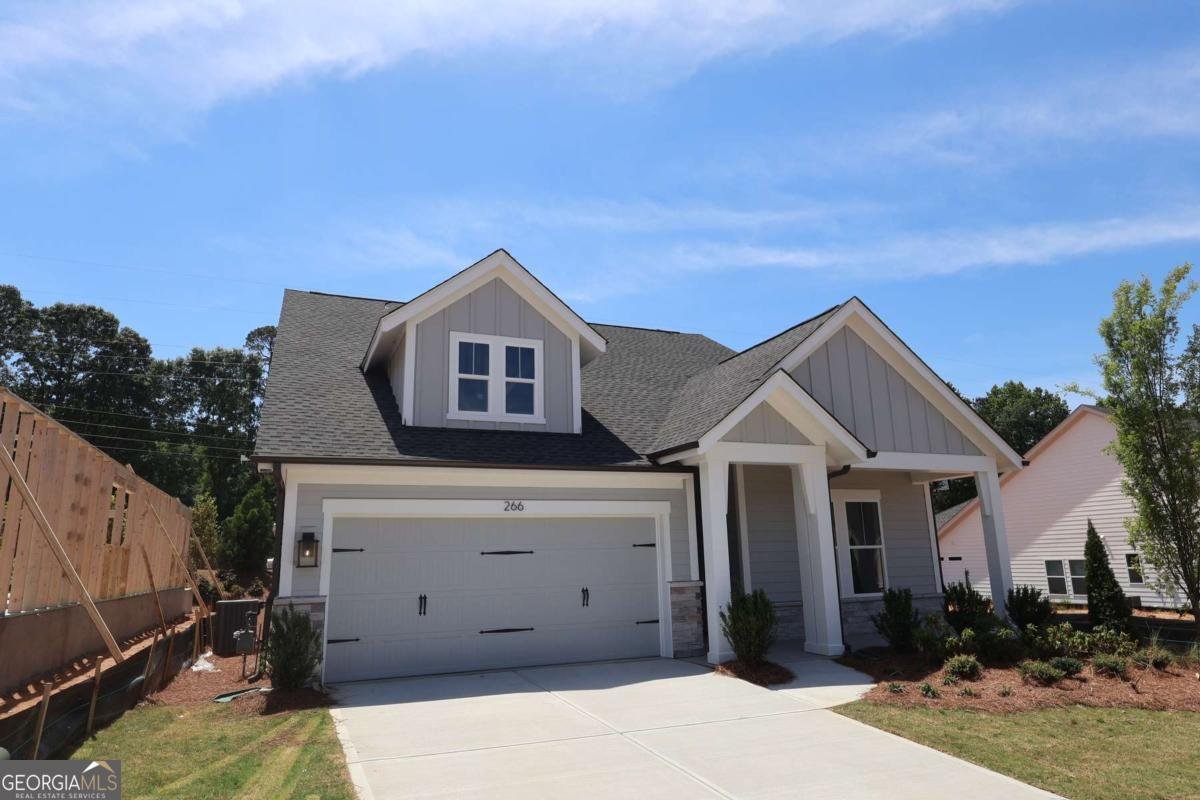 266 Strawberry Lane Woodstock - main photo