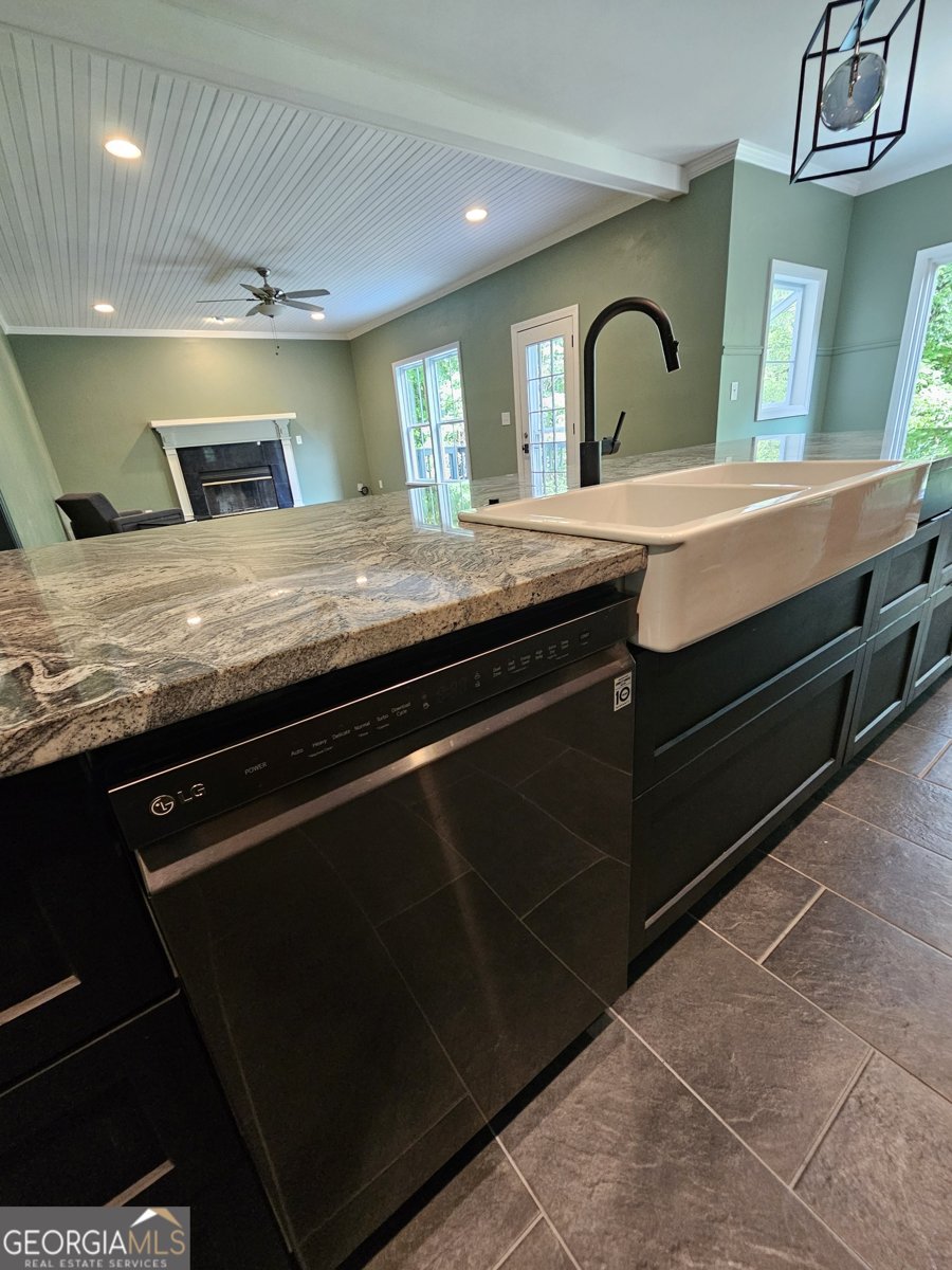 225 NACOOCHEE Drive Woodstock - Photo 15
