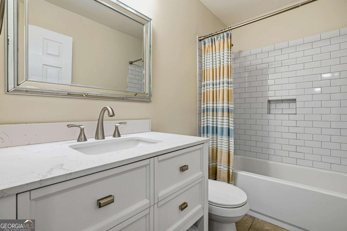 63 Hampshire Court Avondale Estates - Photo 18