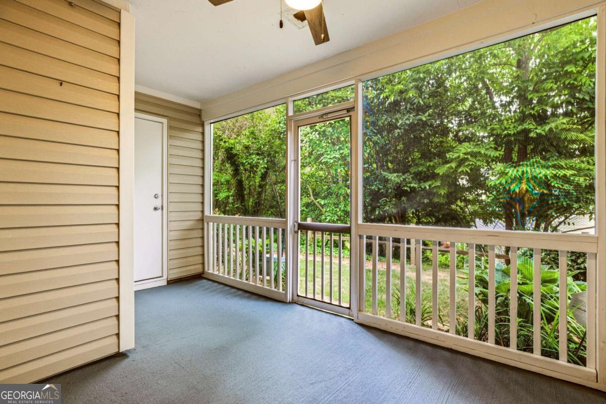 63 Hampshire Court Avondale Estates - Photo 22