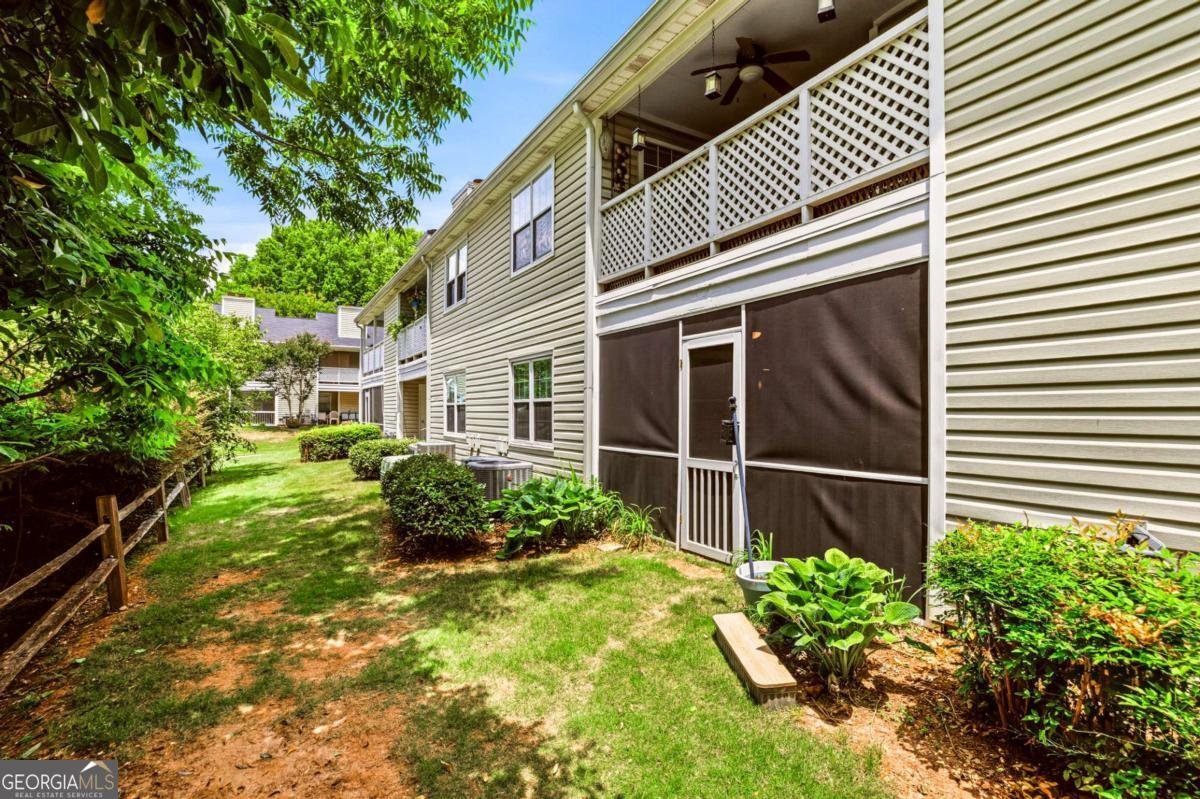 63 Hampshire Court Avondale Estates - Photo 24