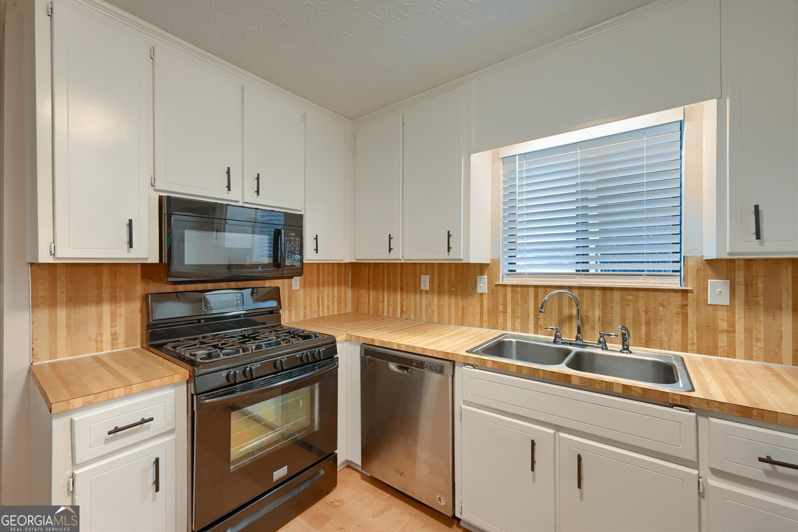 175 Ansley Court Roswell - Photo 11