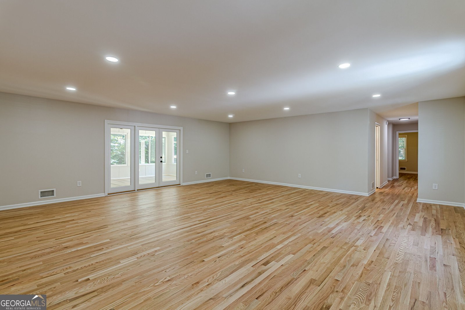 4296 Huntington Circle Atlanta - Photo 9