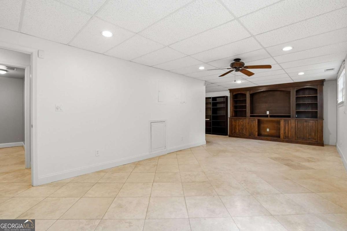 473 Cambria Walk Lilburn - Photo 28