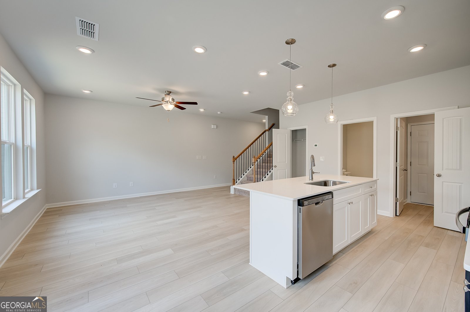 623 Treasure Drive Stockbridge - Photo 12