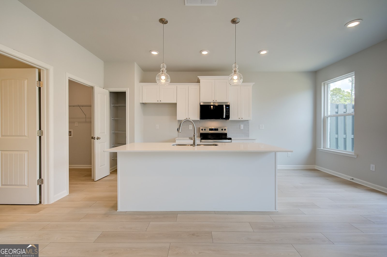 623 Treasure Drive Stockbridge - Photo 9