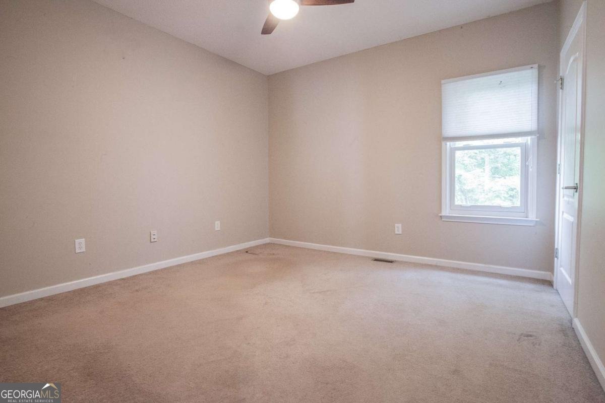 126 Woodland Manor Temple - Photo 8