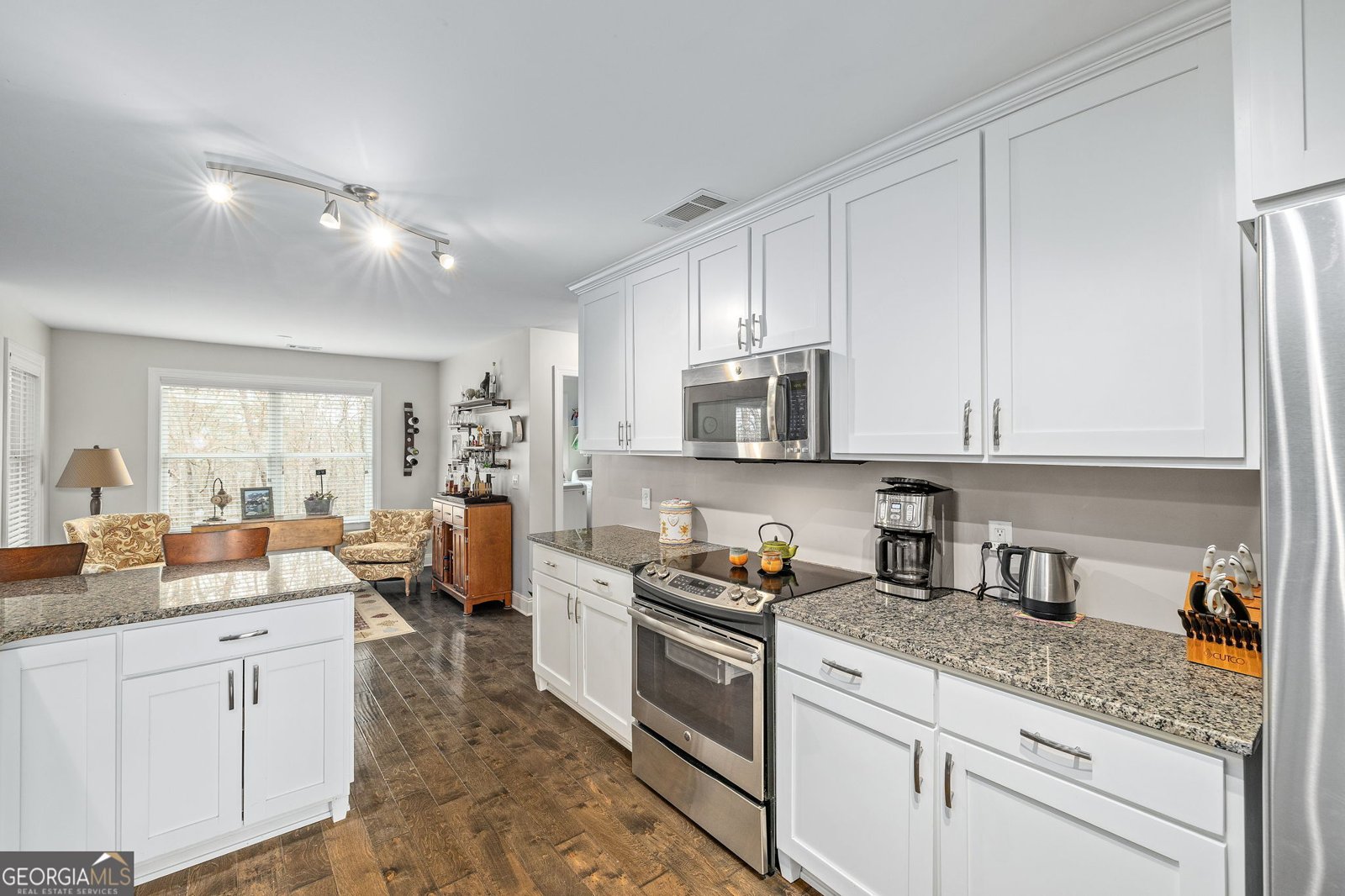 393 Linwood Drive Demorest - Photo 11