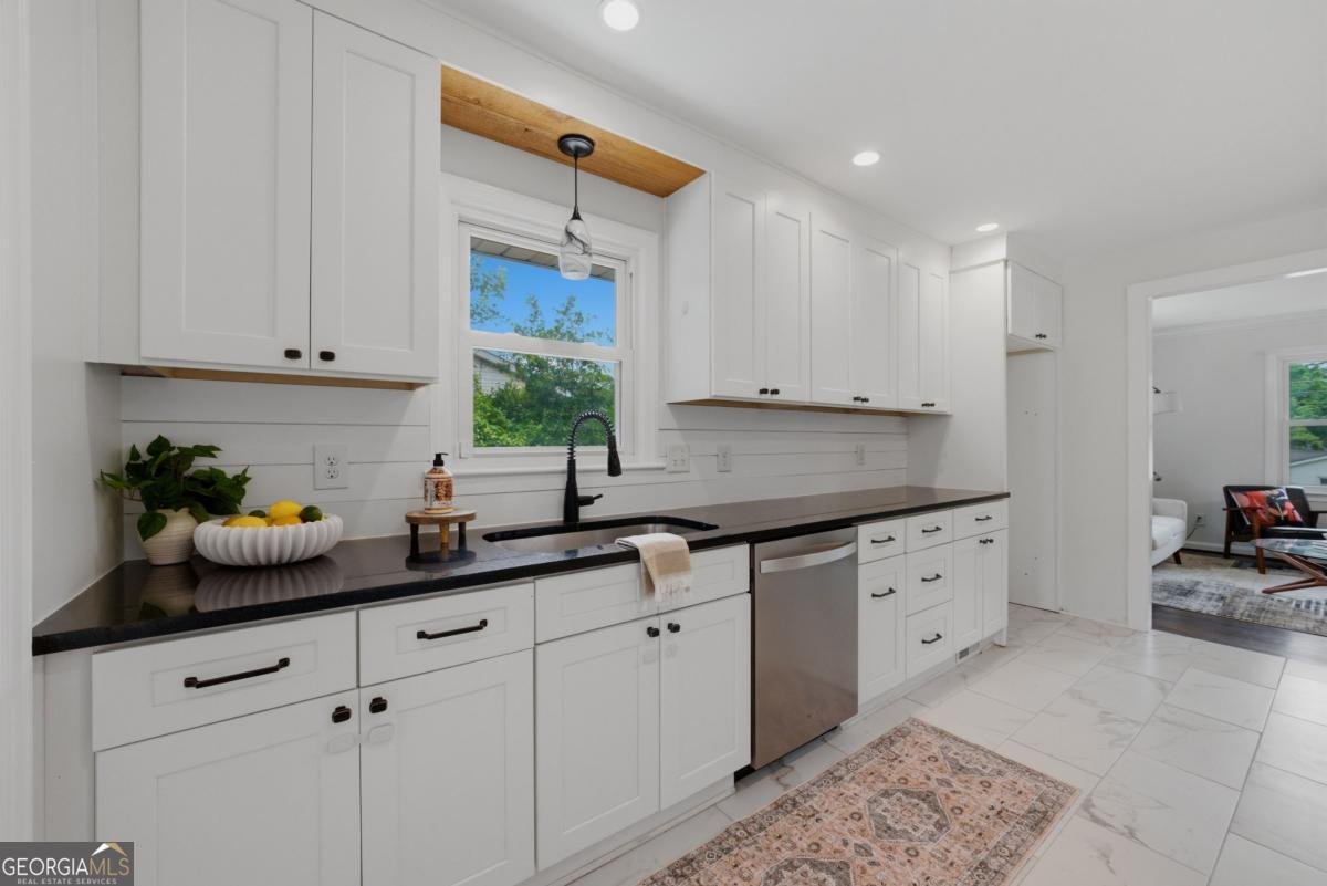 851 Mclinden Avenue Smyrna - Photo 9