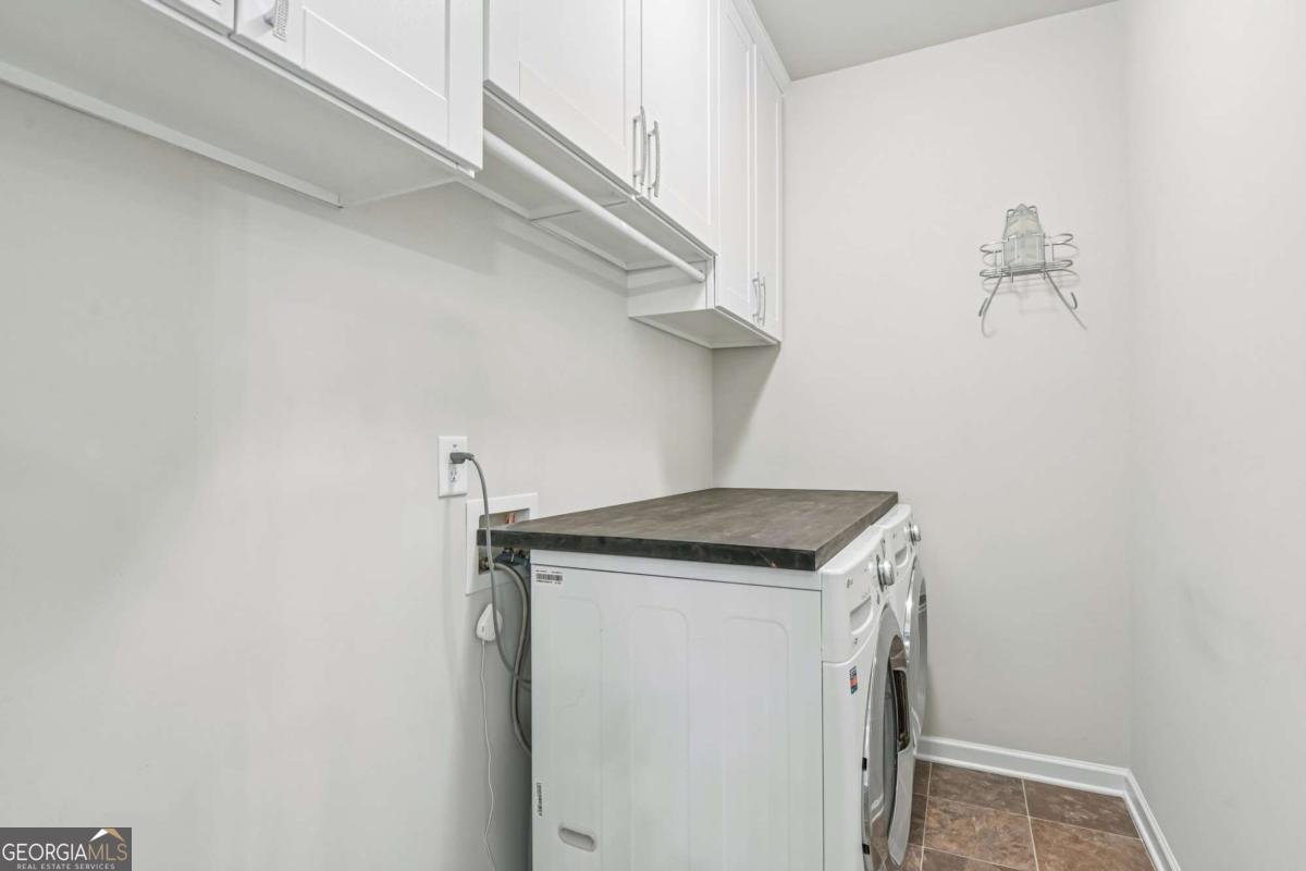 111 Hickory Village Circle Canton - Photo 11