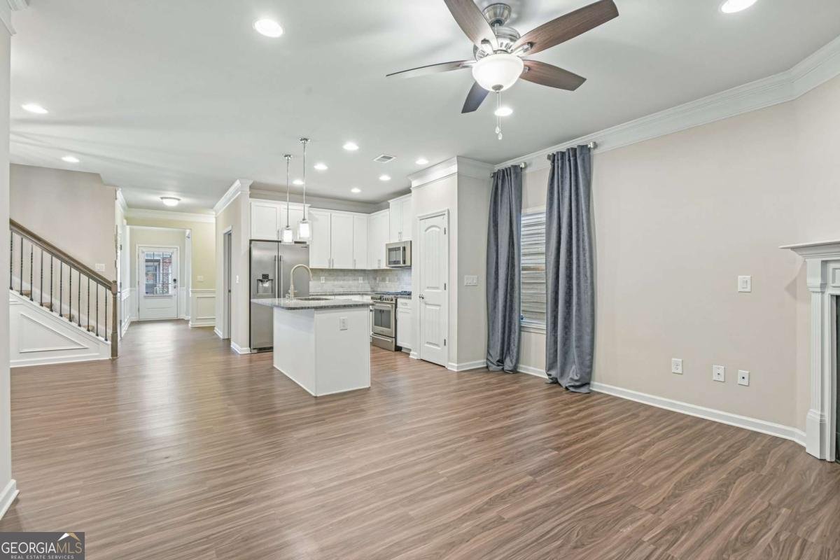 111 Hickory Village Circle Canton - Photo 7