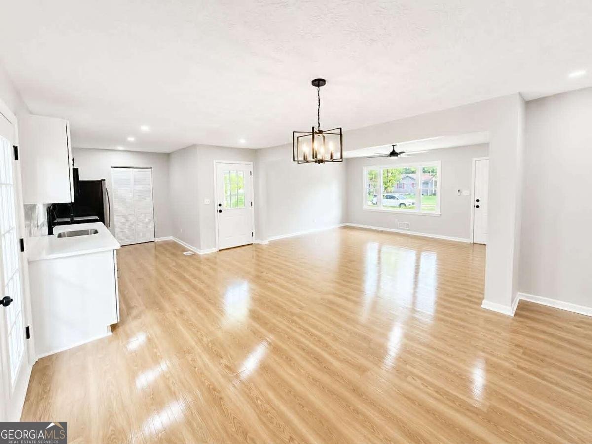 328 Dale Drive Griffin - Photo 10