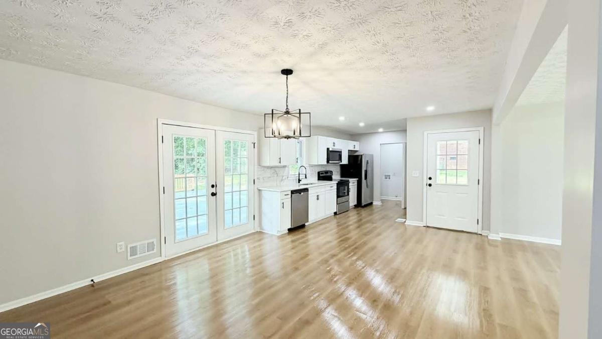 328 Dale Drive Griffin - Photo 12