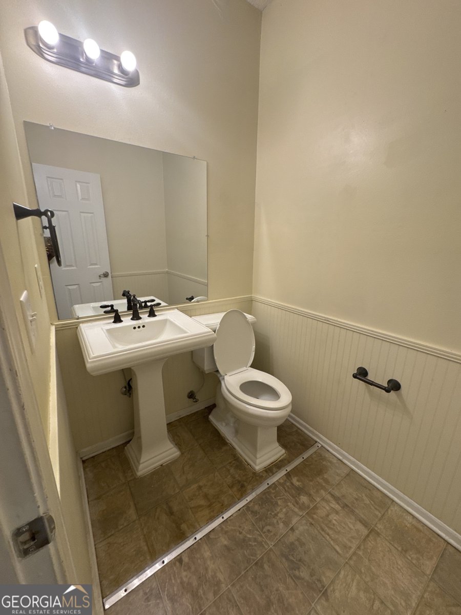 2441 Charleston Pointe Court Atlanta - Photo 12