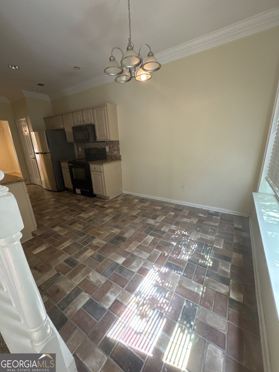 2441 Charleston Pointe Court Atlanta - Photo 13