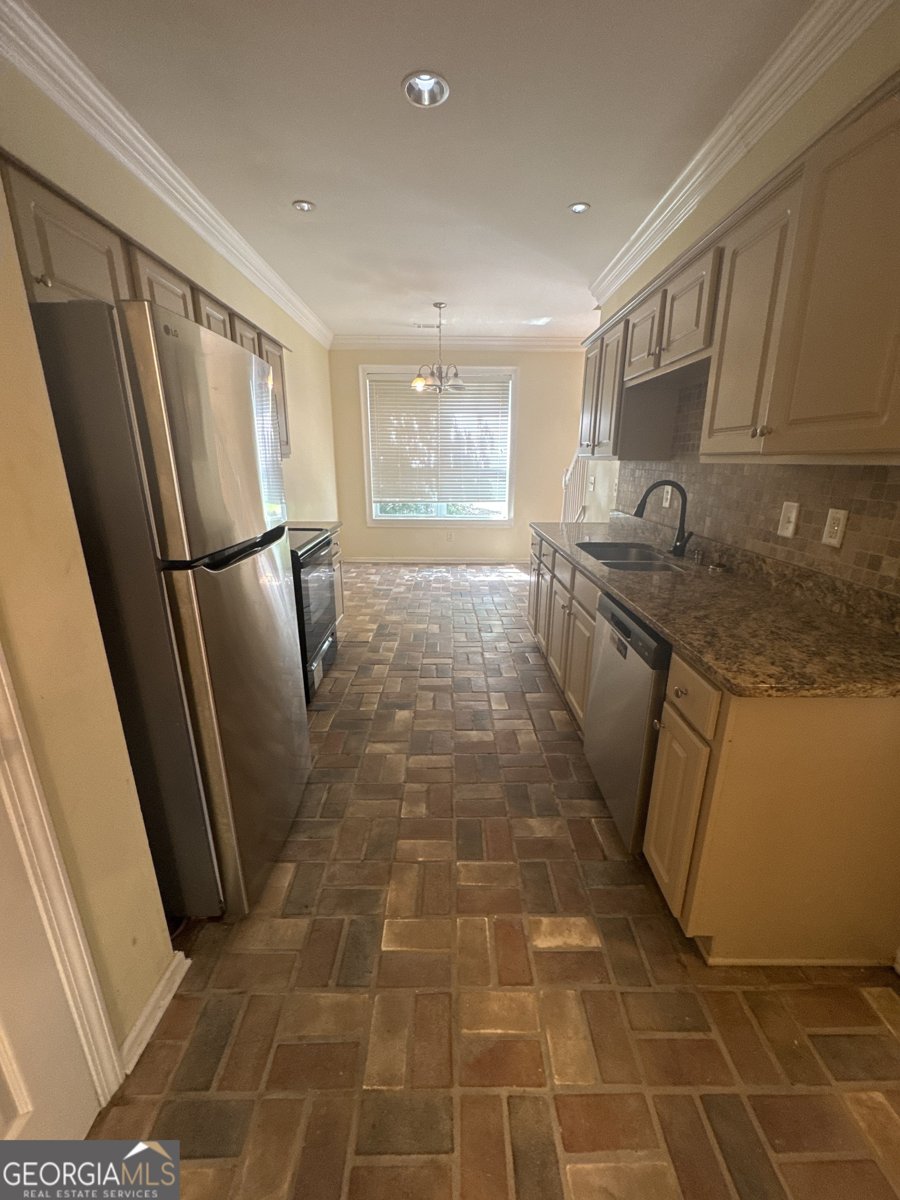 2441 Charleston Pointe Court Atlanta - Photo 6