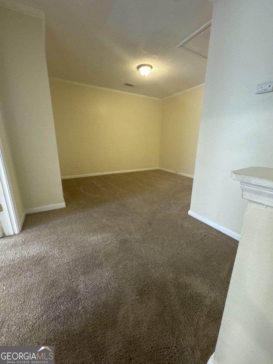 2441 Charleston Pointe Court Atlanta - Photo 9